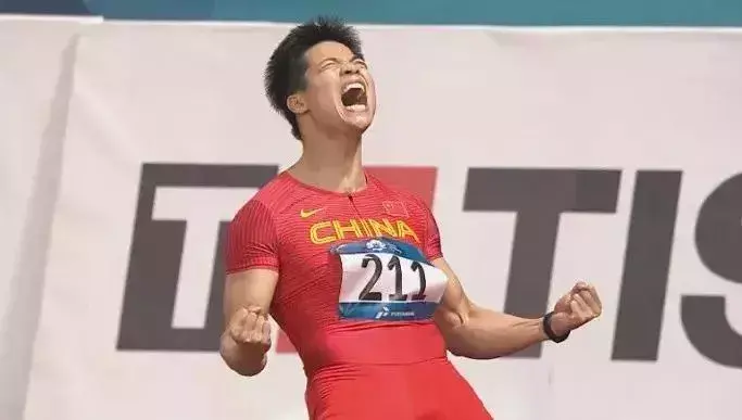 网络词超燃是什么意思(超燃的世界镜头有哪些)「专家说」